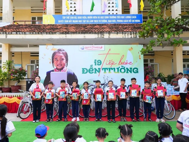 Hình ảnh minh họa phúc lợi và môi trường làm việc của nhân viên v9bet